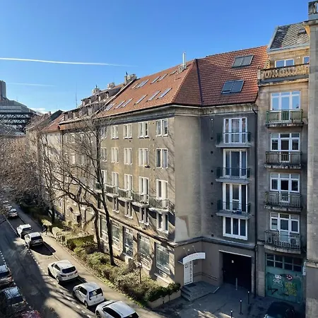 Center 2 Bedroom A/c * Bratislava