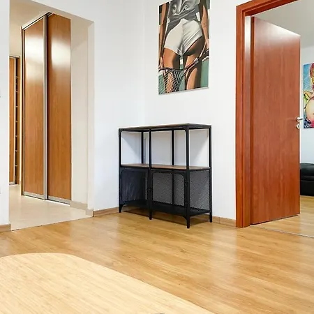 Center 2 Bedroom A/c Apartament Bratysława