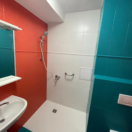 Center 2 Bedroom A/c Appartamento Bratislava