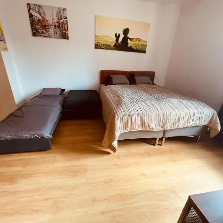 Center 2 Bedroom A/c Apartment *